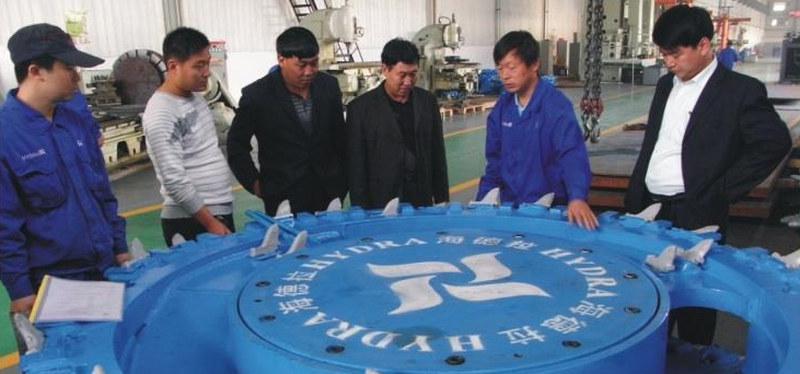 为潞安集团制造的第一对刀形滚筒